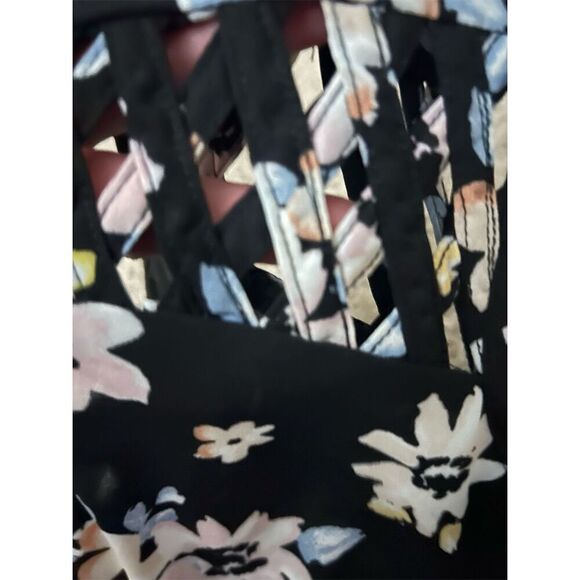 Xhilaration Women's Floral Tie Back Dress M Knee Length Casual Summer - Picture 4 of 10